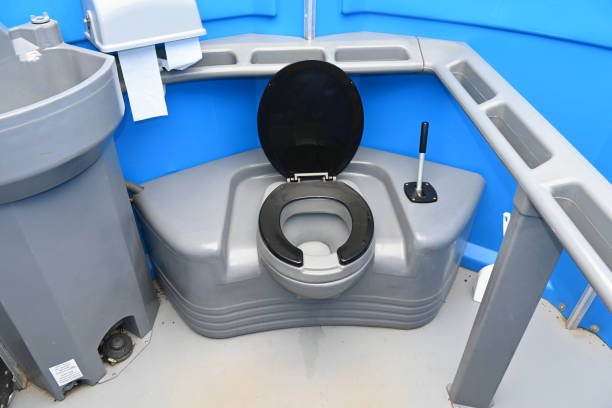 Best Porta potty delivery and setup  in Dunes City, OR